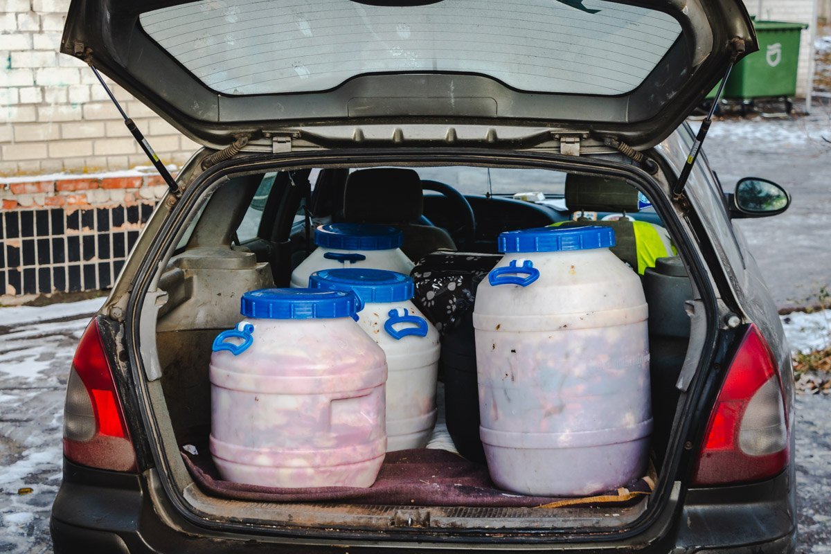 Остатки еды со школы