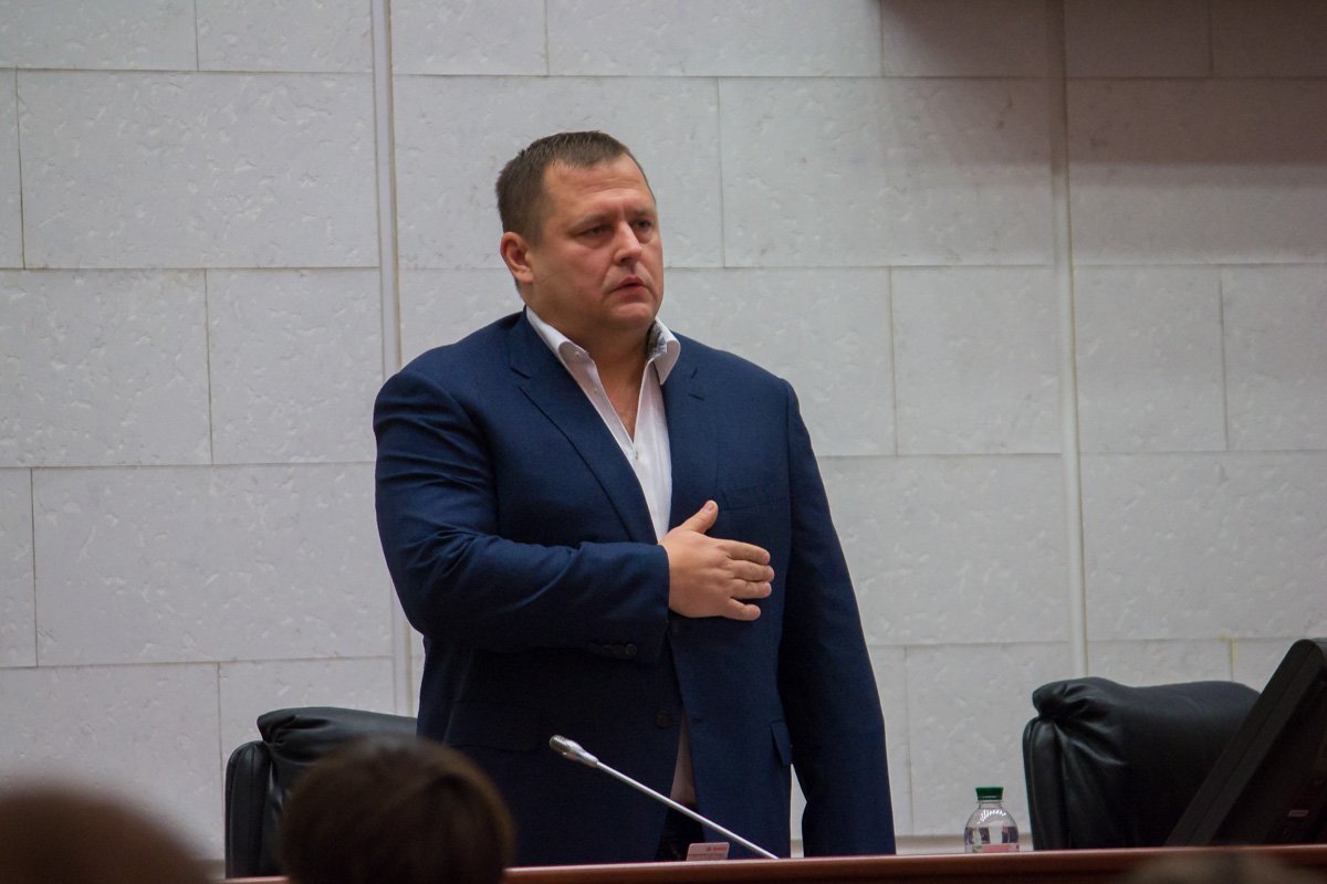 Традиционно: Где Днепр? Туть Традиционно: Где Днепр? Туть