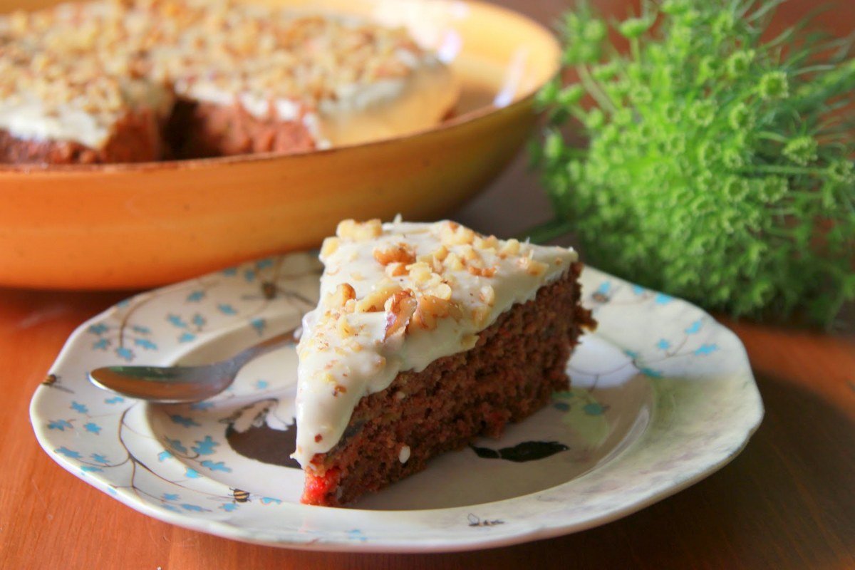 Полезные и вкусные рецепты: как приготовить морковный пирог с миндалем 1