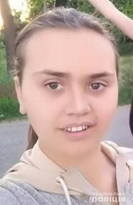 13-летняя Руслана Курепятник 13-летняя Руслана Курепятник