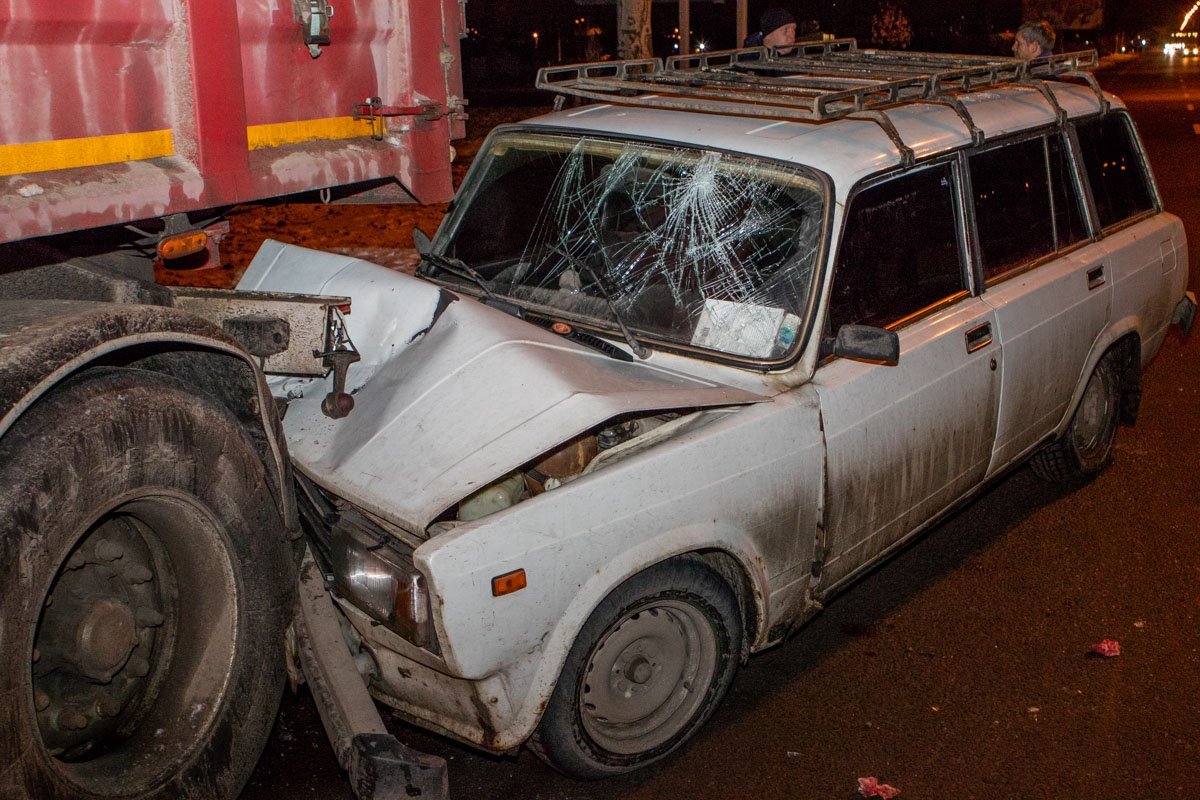 Авария произошла примерно в 21:00 Авария произошла примерно в 21:00