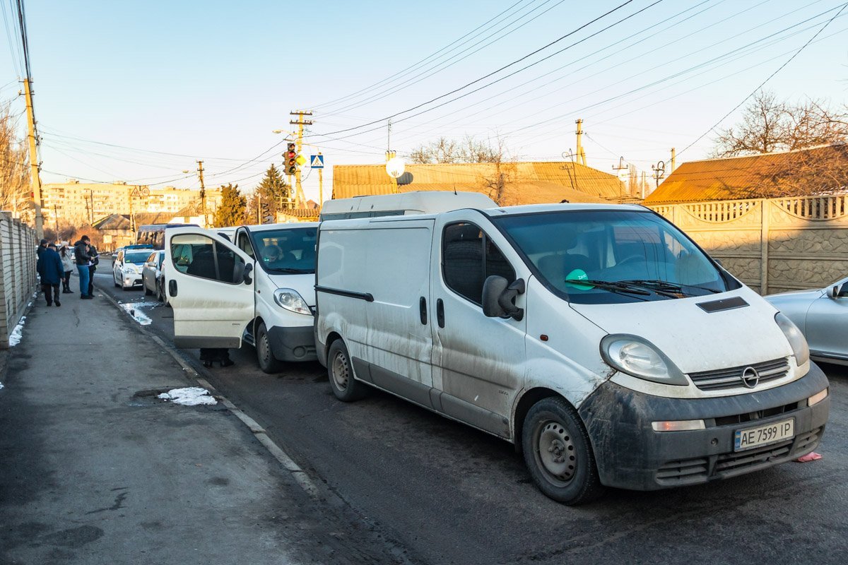 В обе стороны обрадовалась пробка В обе стороны обрадовалась пробка