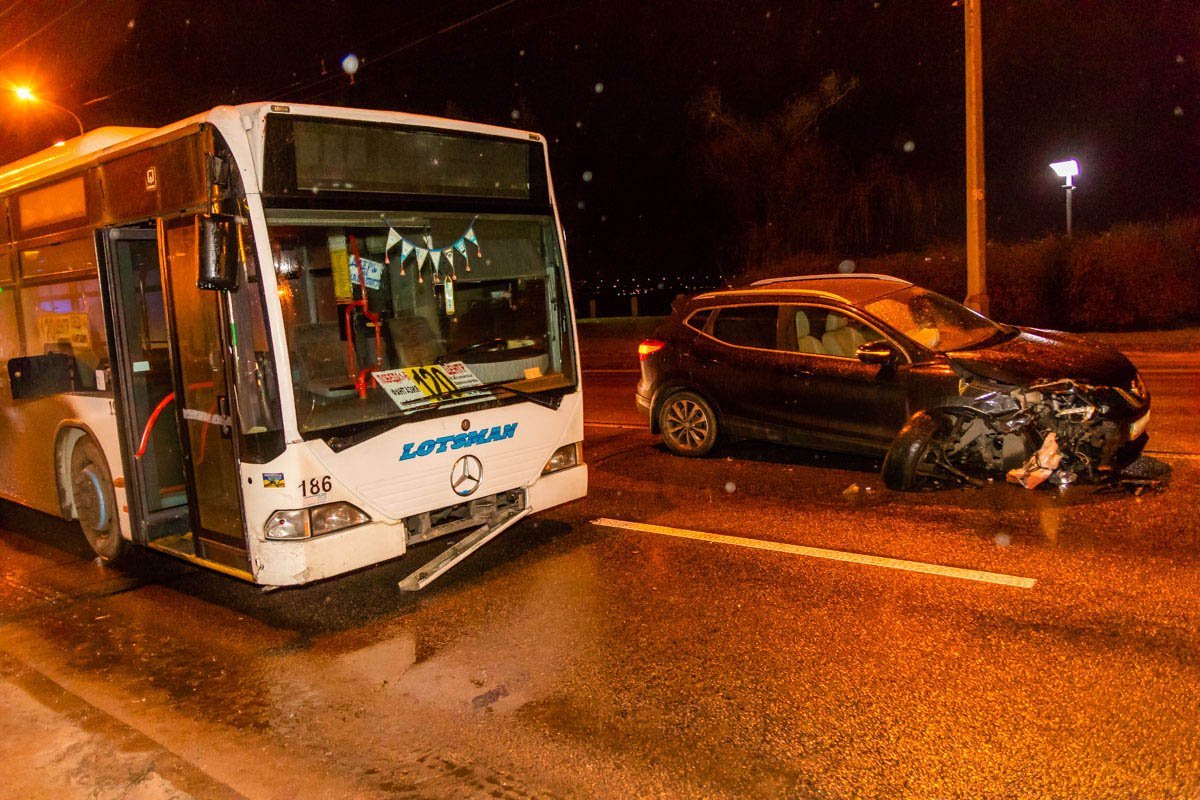 Пассажиры не пострадали Пассажиры не пострадали