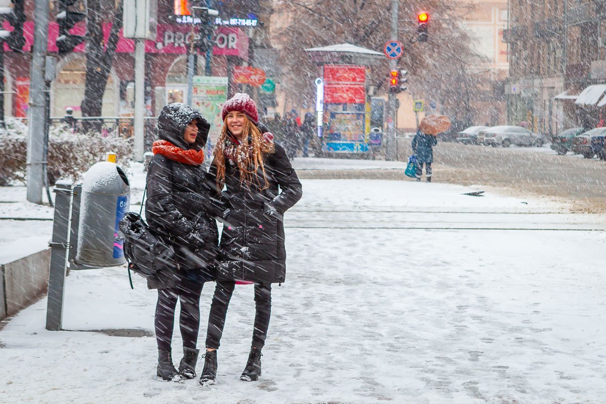 Днепр засыпало снегом: что происходит на дорогах 5
