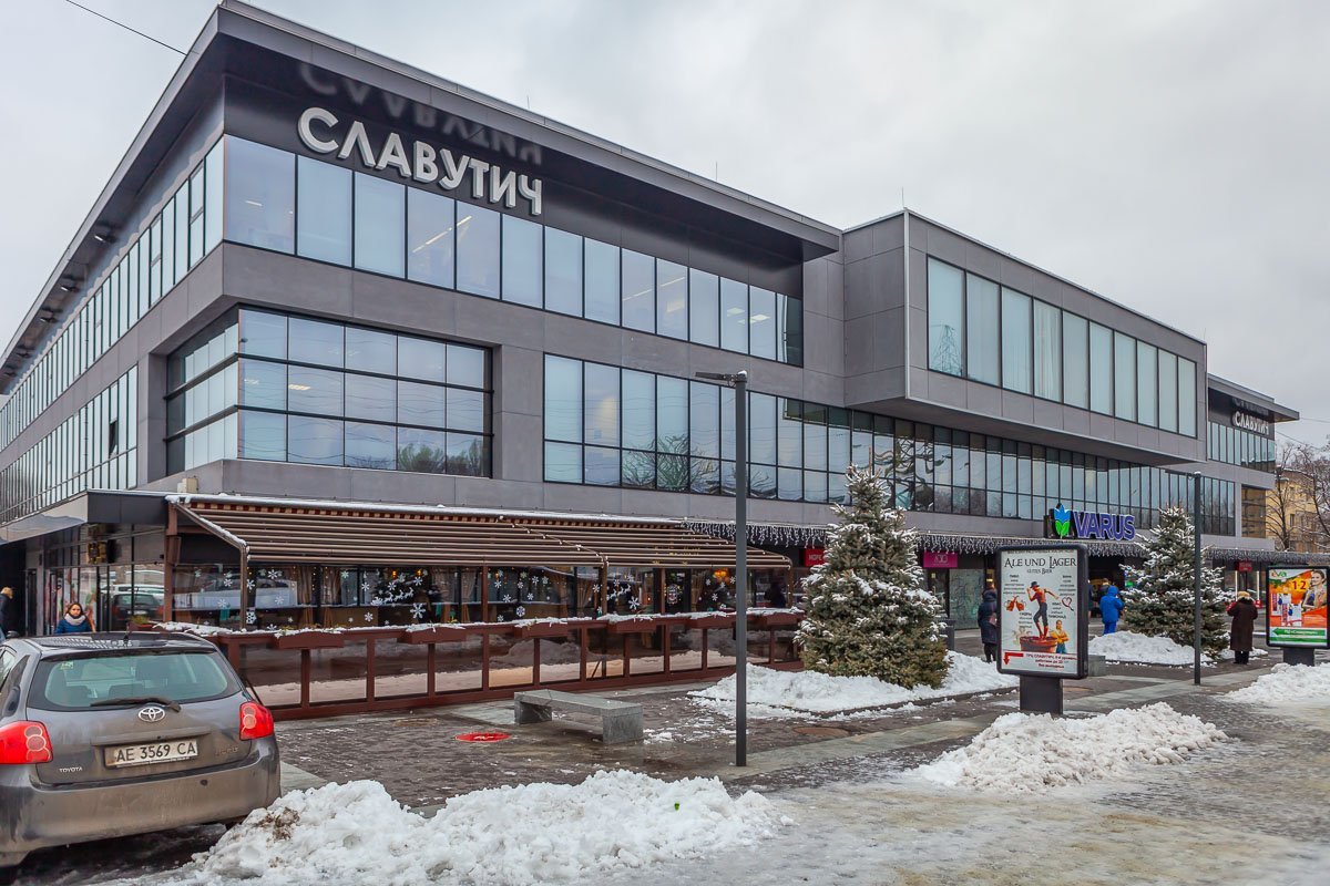 Под снегом все кажется намного красивее