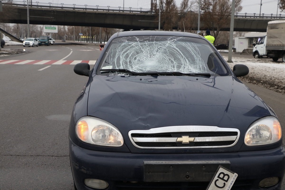 Повреждения автомобиля Повреждения автомобиля