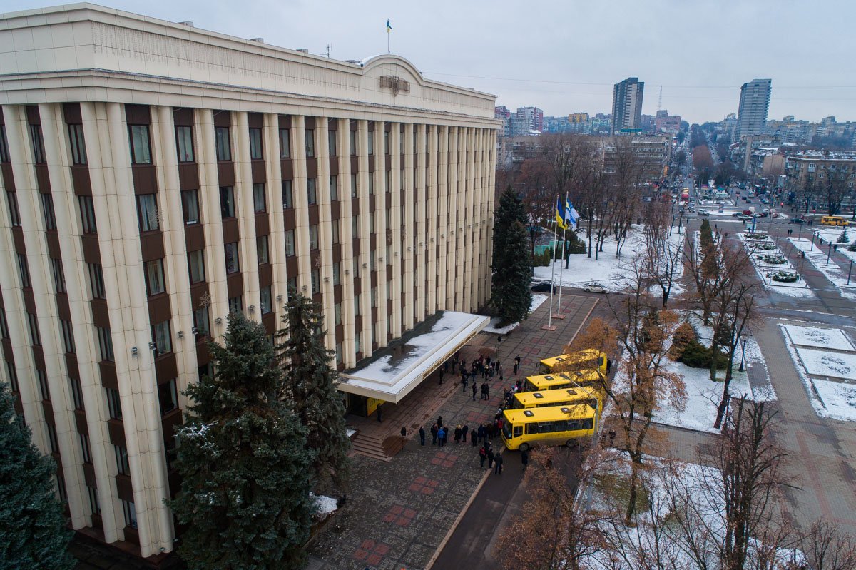 Скоро автобусы приступят к работе Скоро автобусы приступят к работе