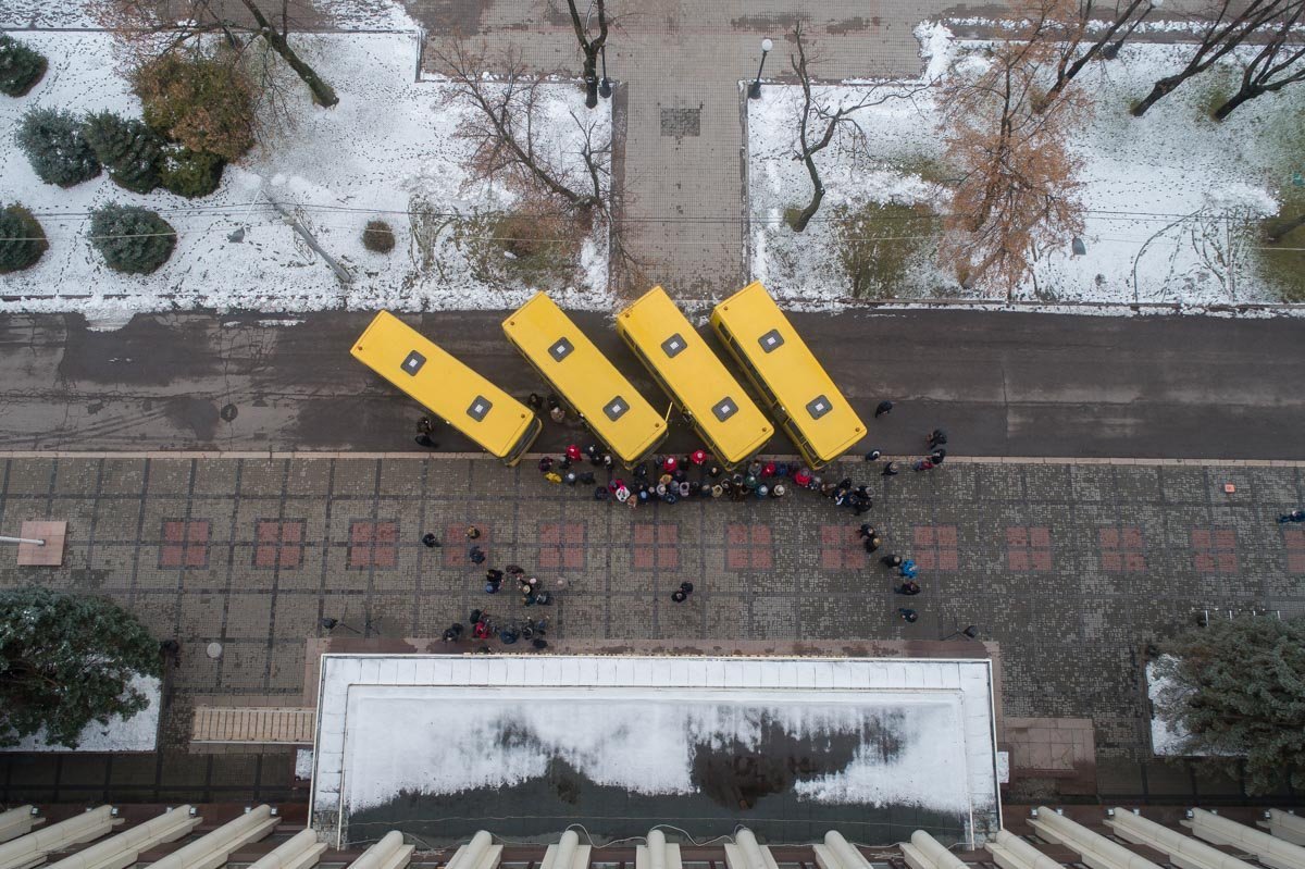 Автобусы презентовали 13 декабря  Автобусы презентовали 13 декабря