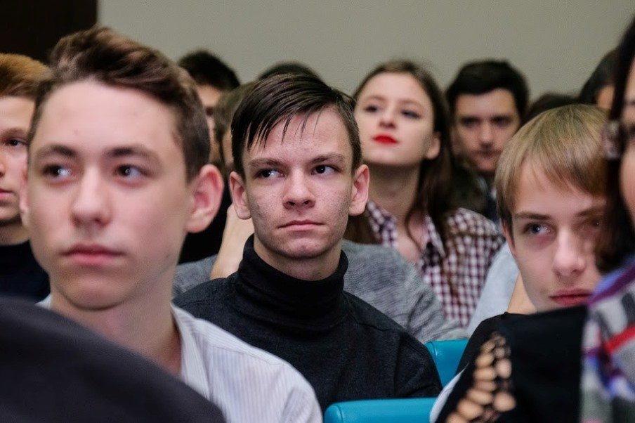 Просто о сложном: молодежи Днепропетровщины рассказали всю правду о наркотиках 4