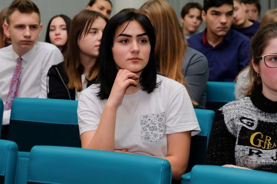 Просто о сложном: молодежи Днепропетровщины рассказали всю правду о наркотиках 5