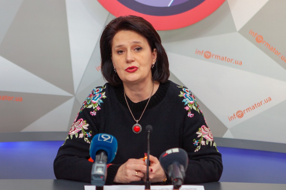 Елена Лукацкая, главный специалист отдела безопасности пищевых продуктов ГУ Госпродпотребслужбы Елена Лукацкая, главный специалист отдела безопасности пищевых продуктов ГУ Госпродпотребслужбы