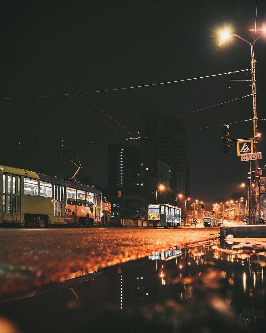 Возле "Озерки". Фото: artemlazarev_ph