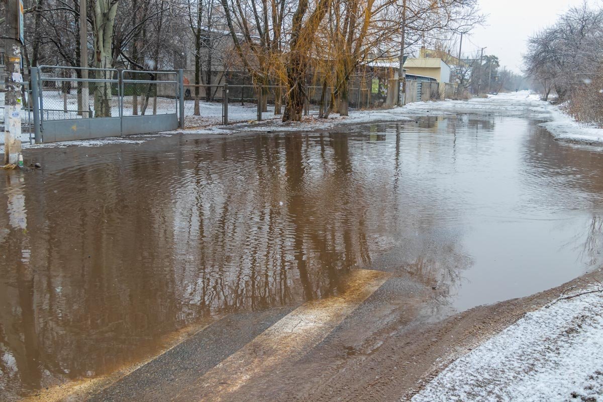 Тоже слышишь, как маленький человечек внутри тебя кричит: «Зрада!»? Тоже слышишь, как маленький человечек внутри тебя кричит: «Зрада!»?
