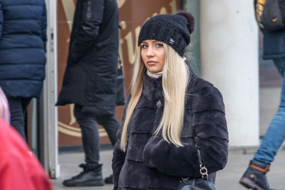 Ты фоткаешь меня, но ты делаешь это без уважения