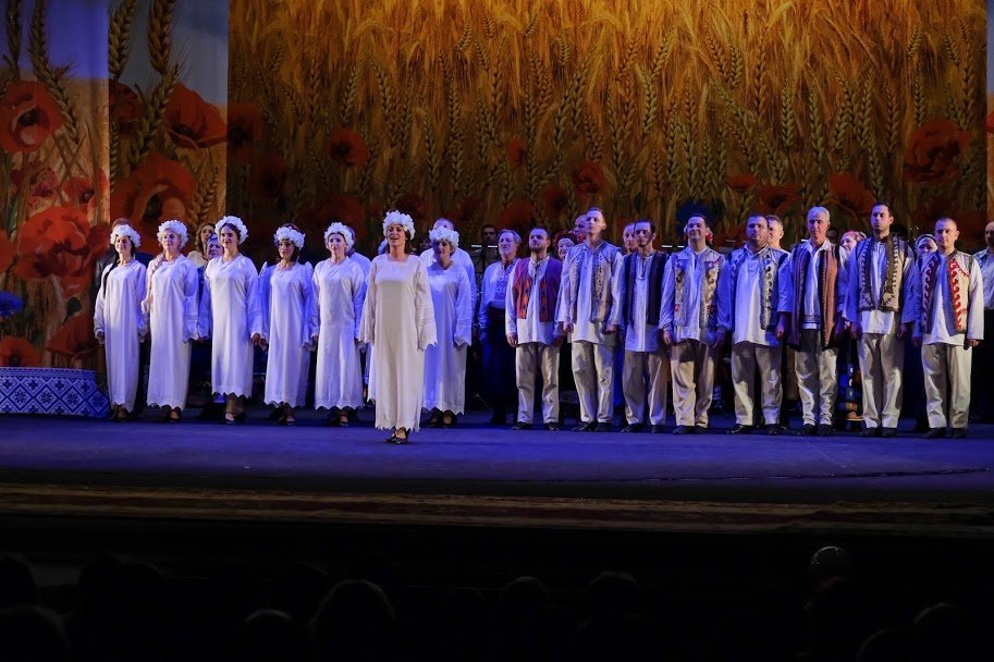 В театре заботятся не только об украинском зрителе В театре заботятся не только об украинском зрителе