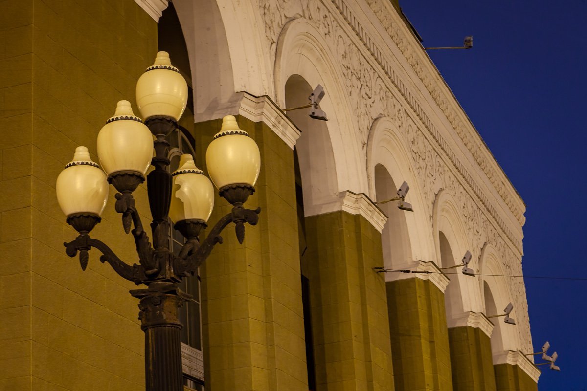 Может показаться, что плафон разбит Может показаться, что плафон разбит