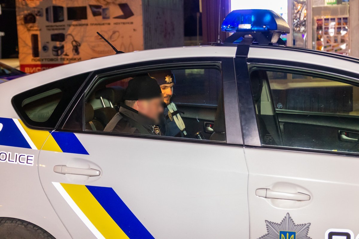 Мужчину задержали и доставили в Новокодакское отделение полиции