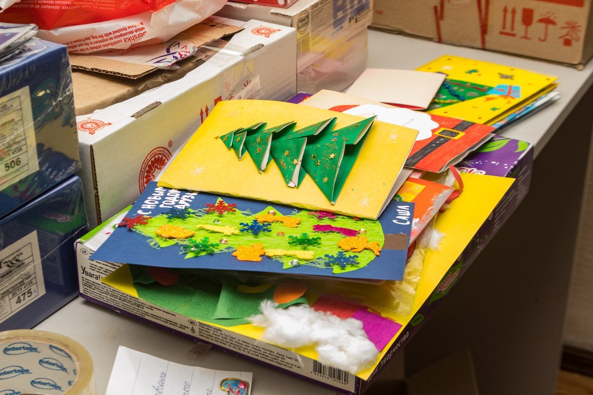 Волонтеры и предприниматели из Днепра подарят детям-сиротам новогоднее чудо 12