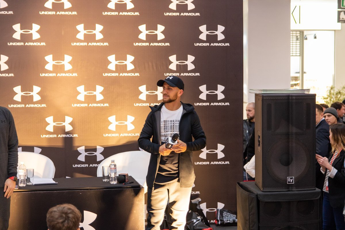 Не просто боксер, а легенда Не просто боксер, а легенда