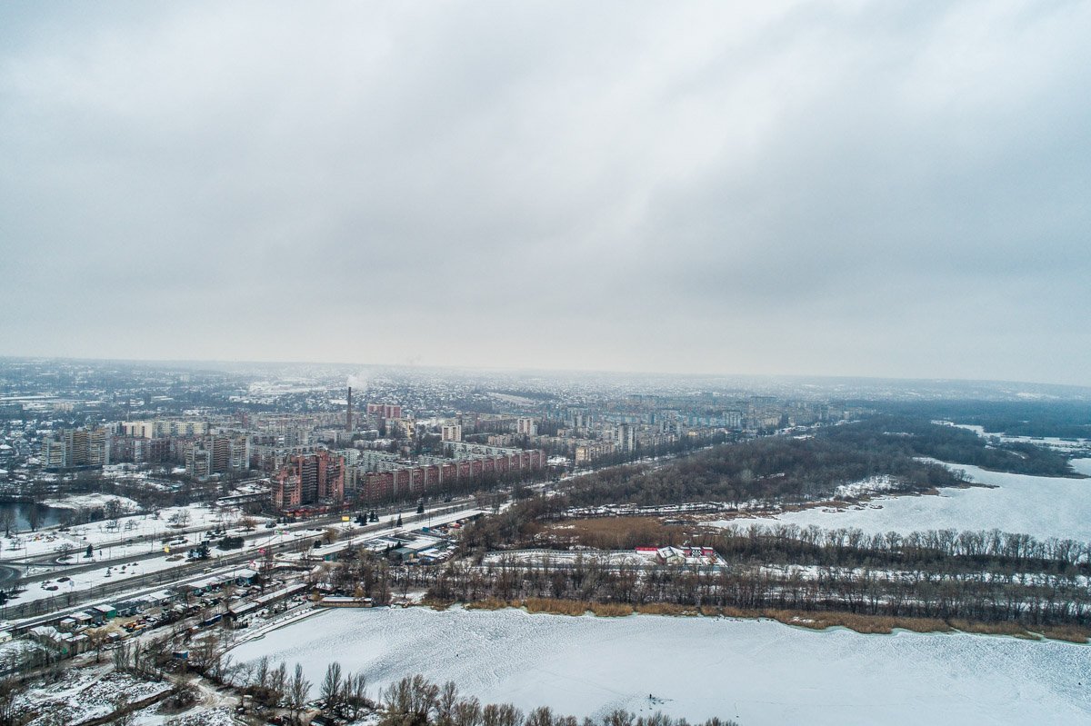 Не стоит выходить на лед в минусовую температуру