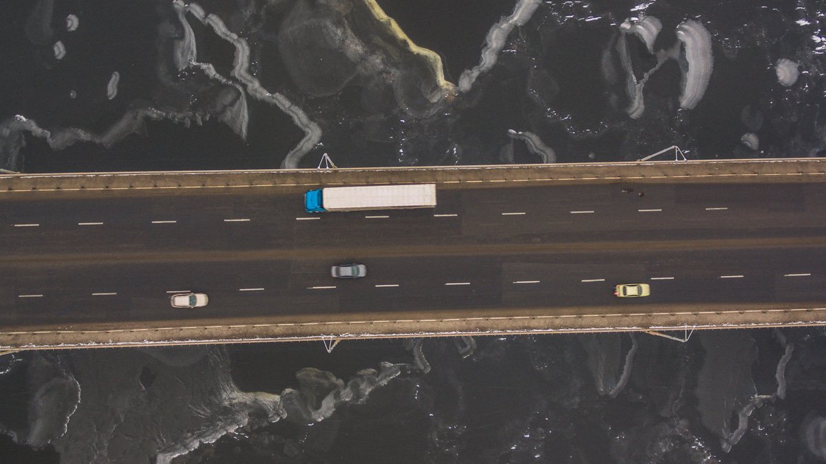 Плавайте в бассейне, а не тоните в Днепре