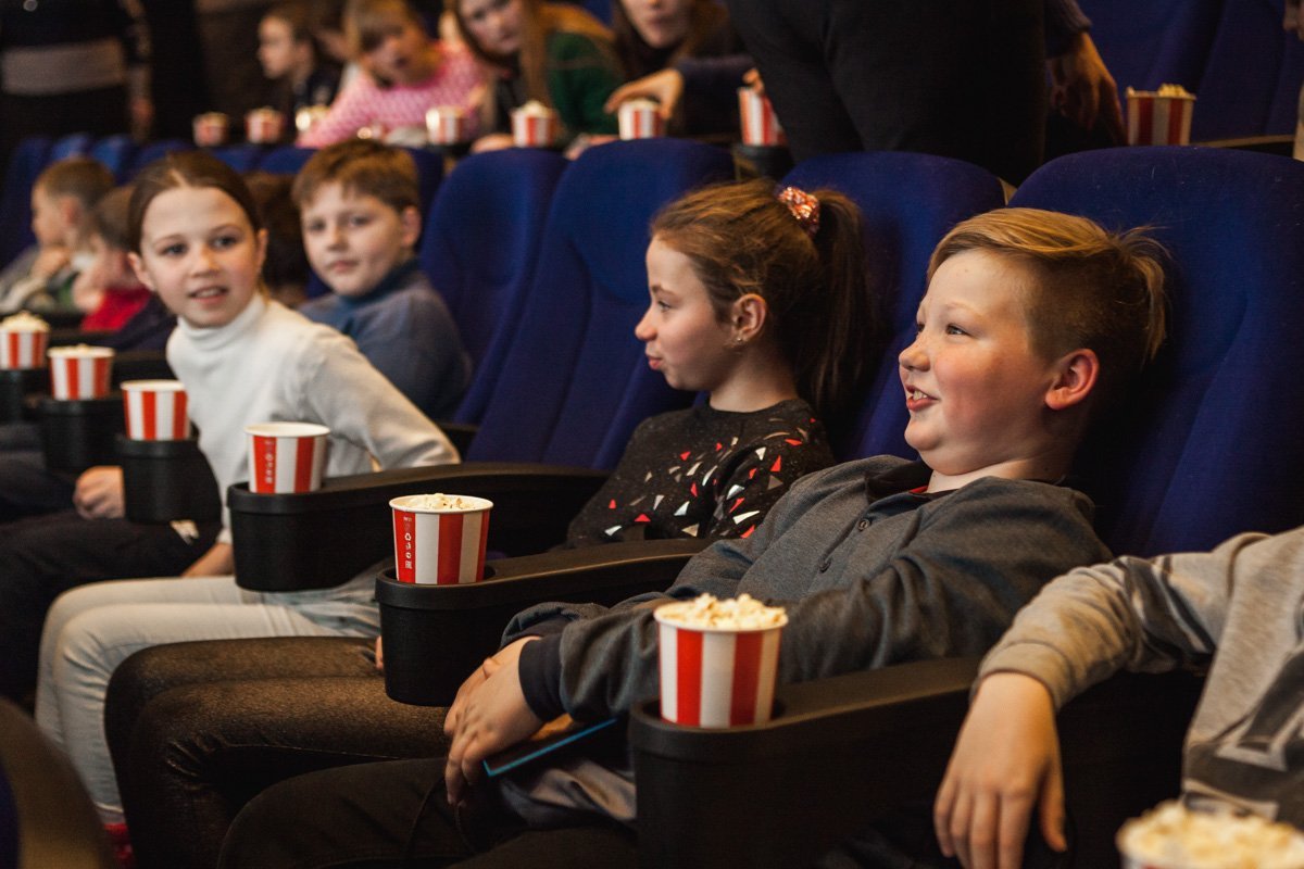 В ожидании мультфильма  В ожидании мультфильма