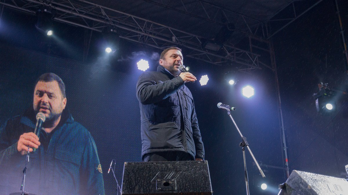 Михаил Лысенко выступил на открытии 