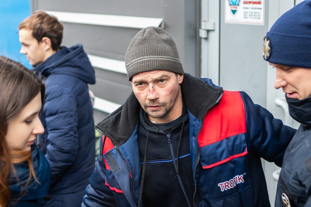 Отец детей находился в сильном алкогольном опьянении