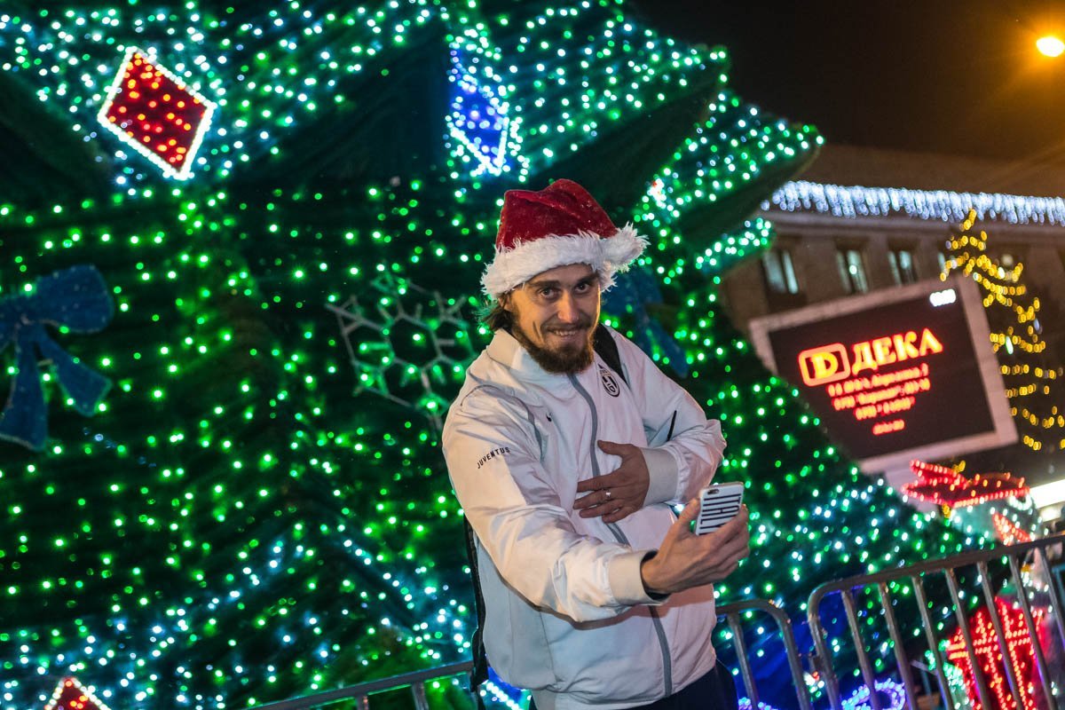 Даже селфи не дают спокойно сделать
