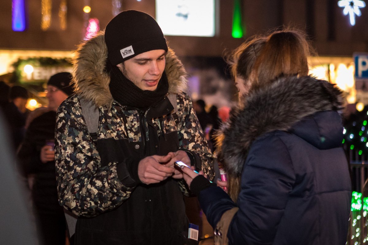 Вашей маме зять не нужен?