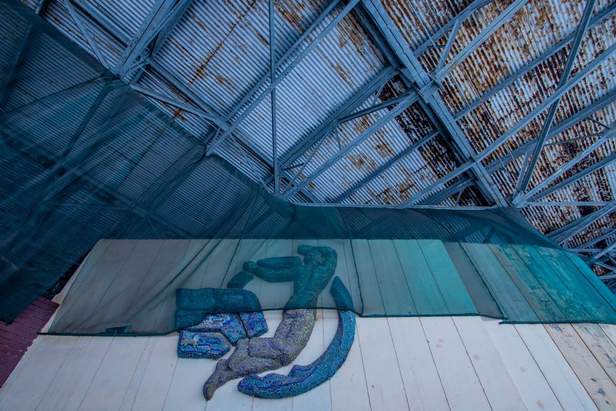 Здание спряталось во дворах Здание спряталось во дворах