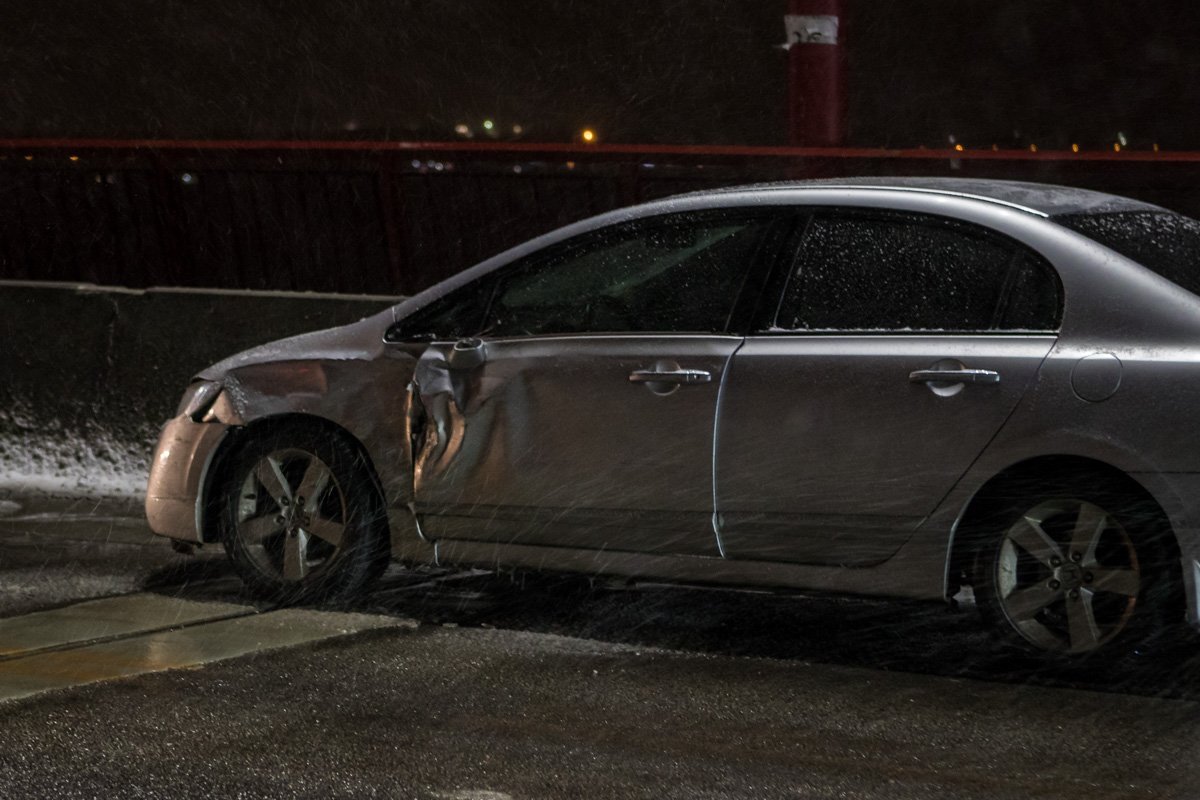 ДТП происходят из-за скользкой дороги