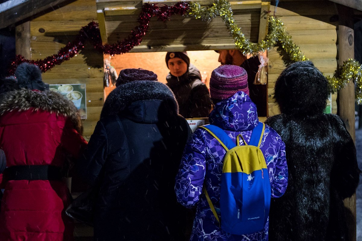 Очередь за глинтвейном Очередь за глинтвейном