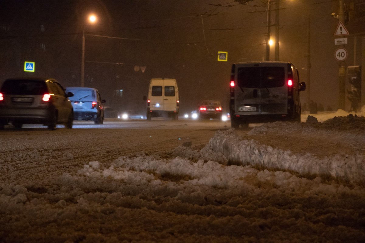 Зима не устает бороться за свои права Зима не устает бороться за свои права