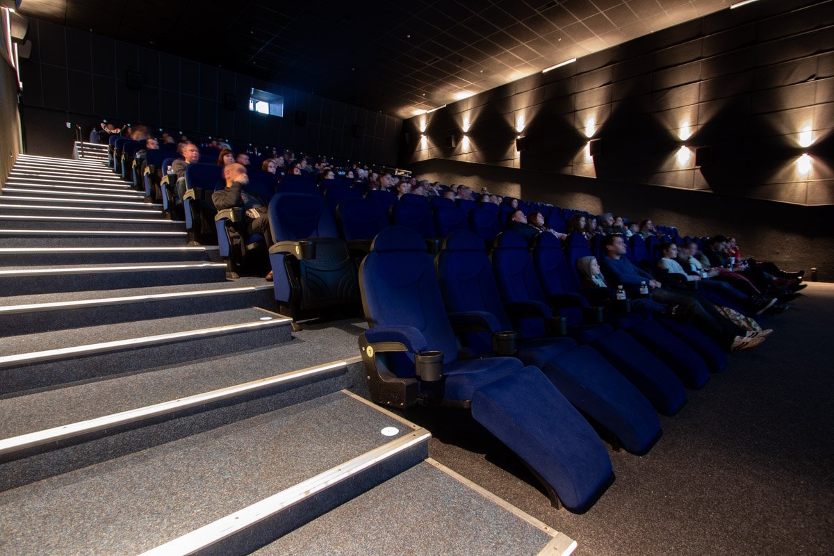 Допремьерный показ