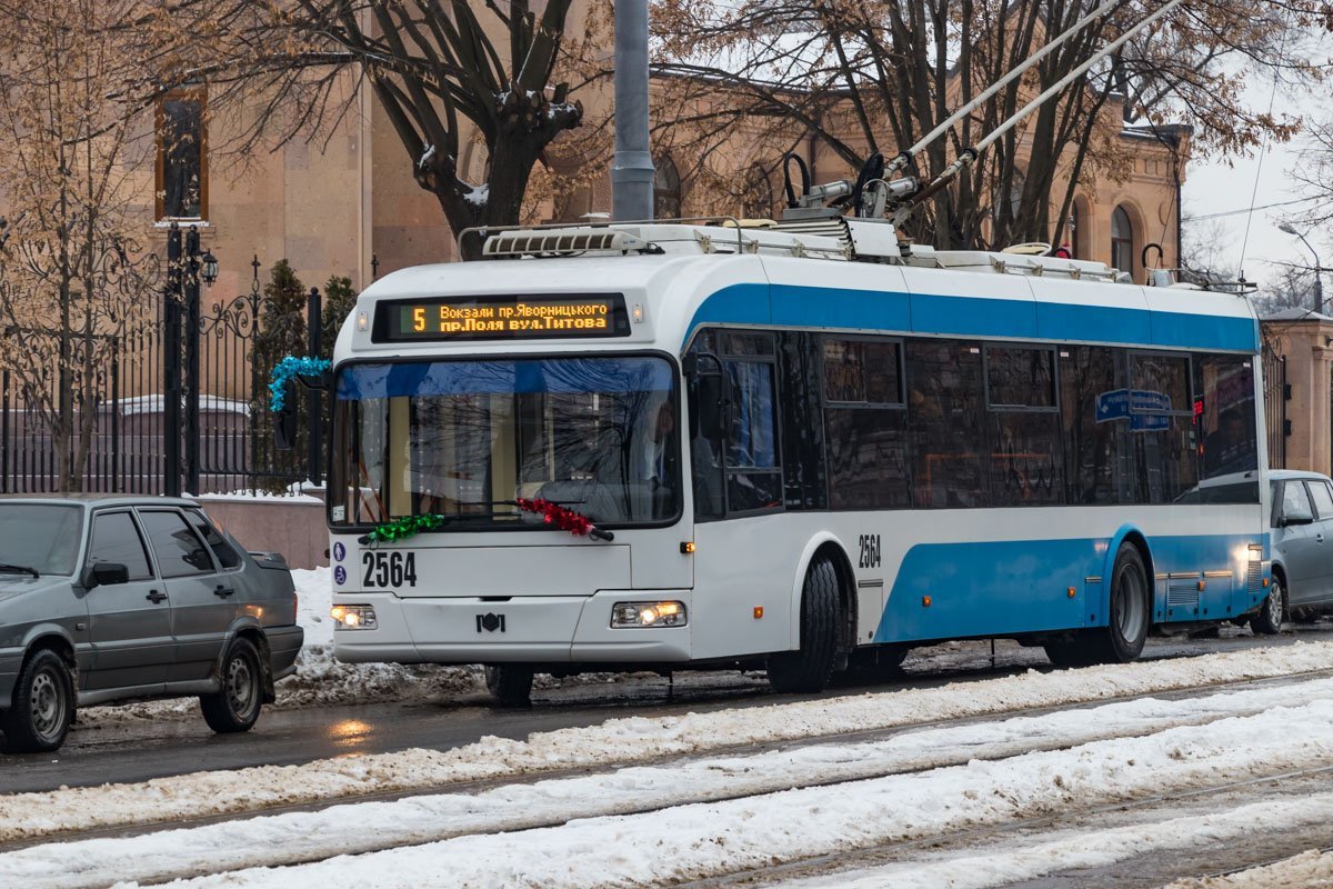 Троллейбус ходит с 26 декабря