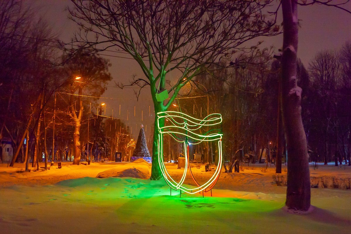 Днепр замело снегом