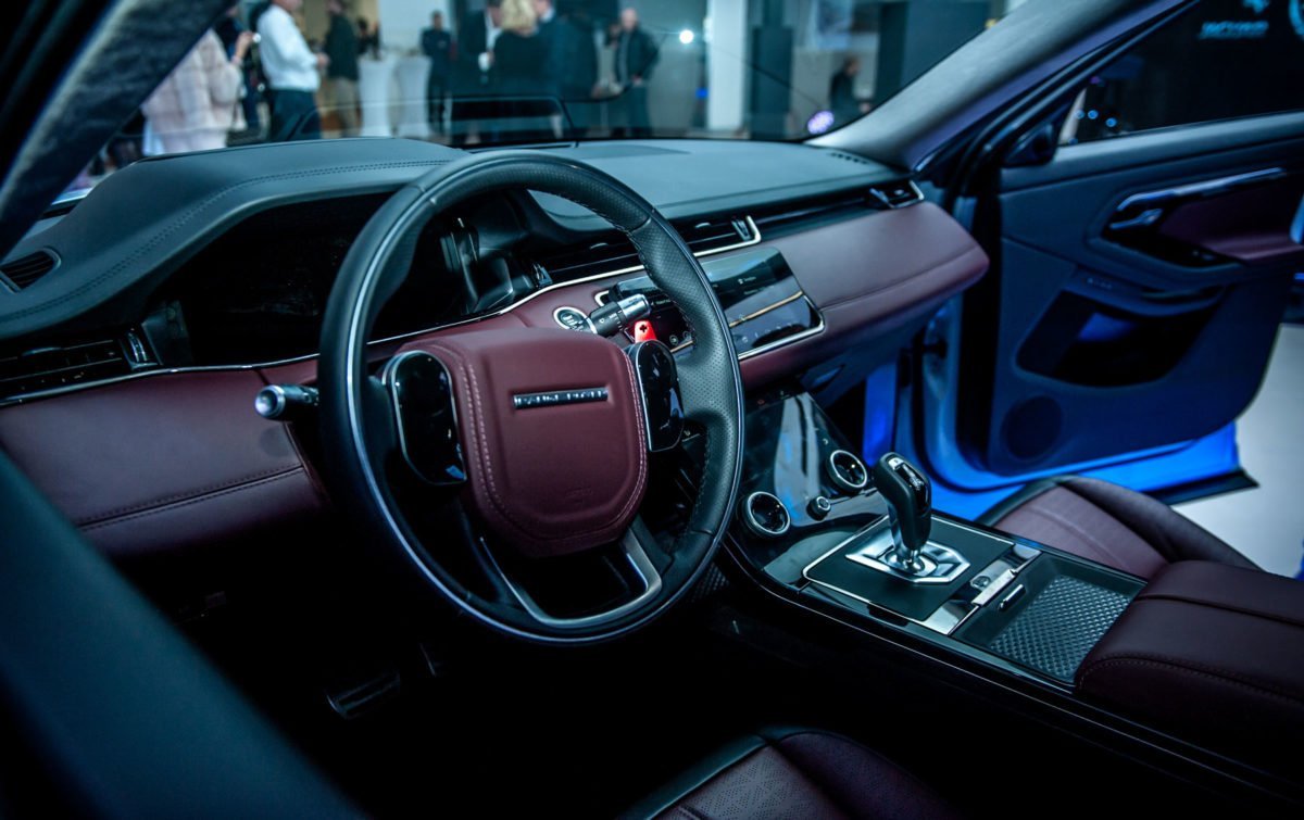 «Аэлита Премиум» открыла концептуальный дилерский центр Jaguar Land Rover в Днепре 9