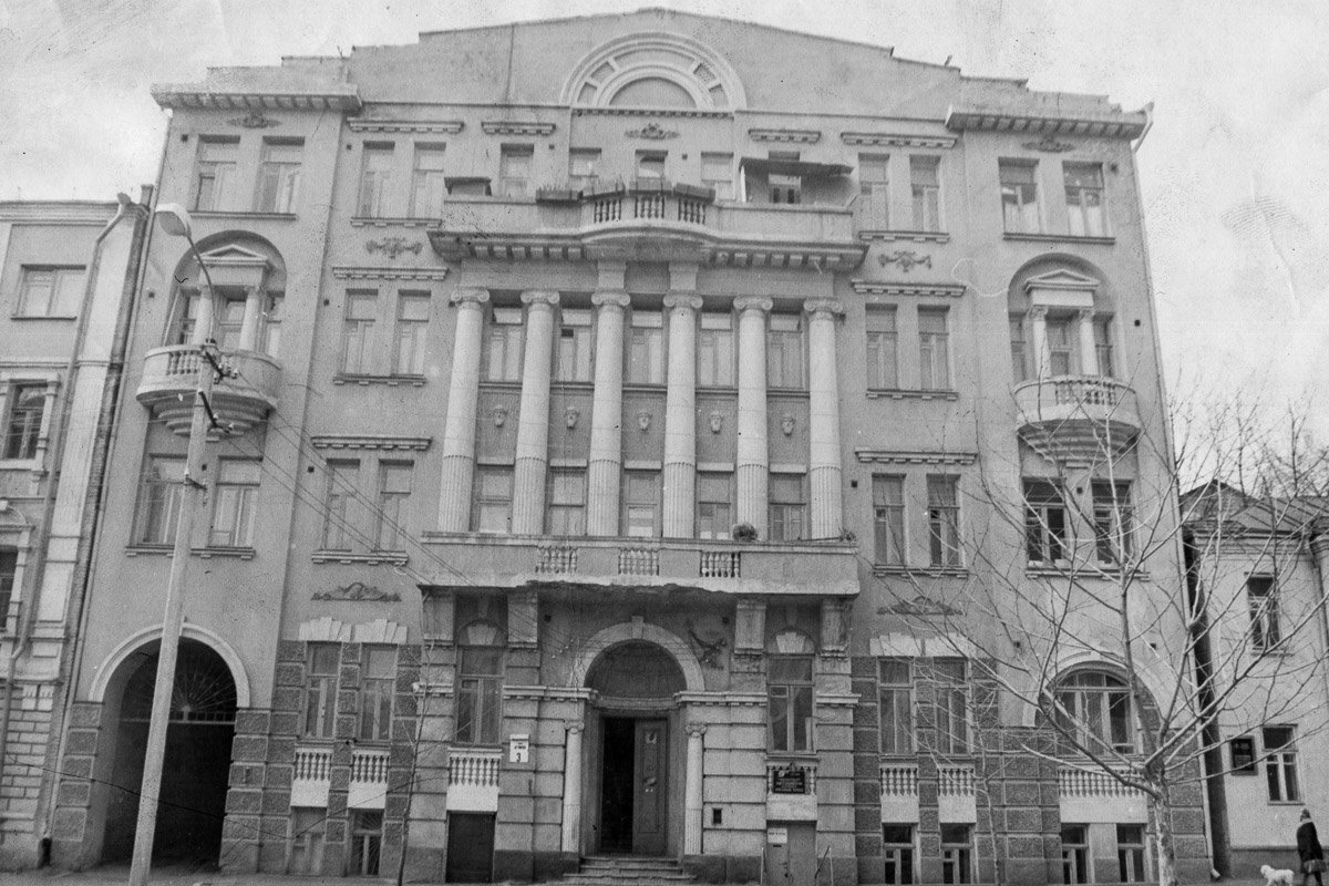 Самый интересный дом на Мечникова Самый интересный дом на Мечникова