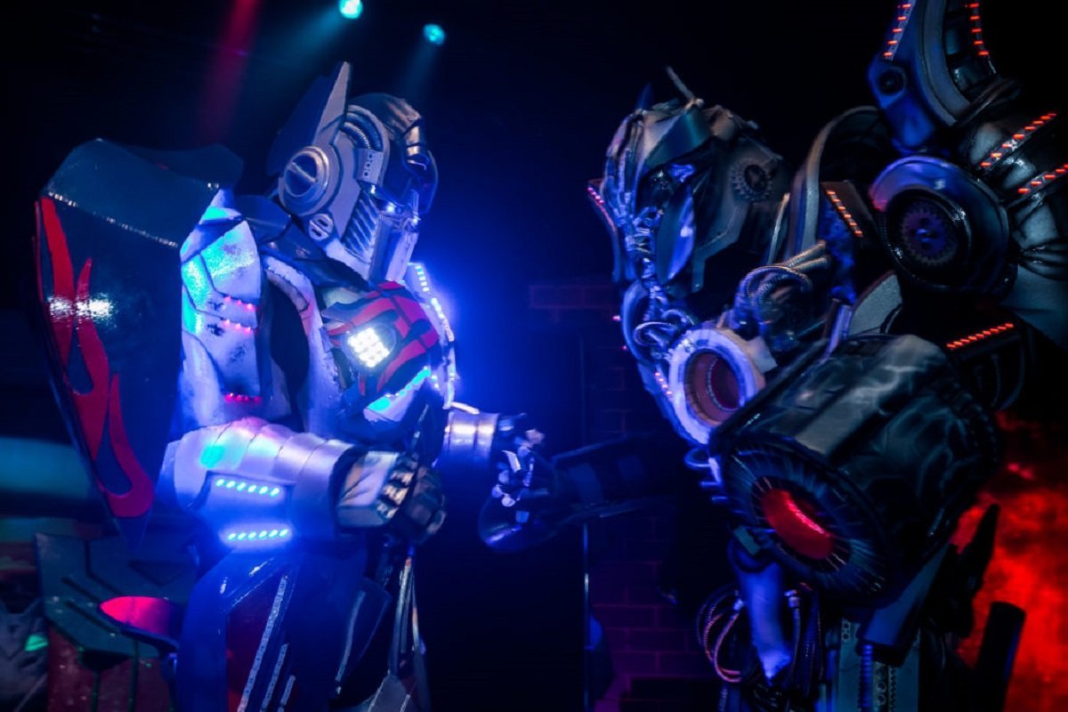 Трансформеры в поисках новогодней планеты 