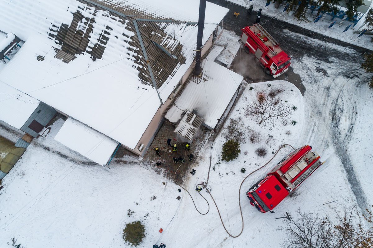 В подвальном помещении одноэтажного здания загорелась сауна