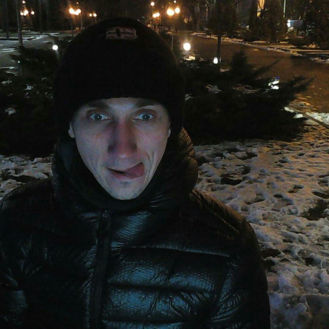 Осторожно, человек в черном вышел на охоту