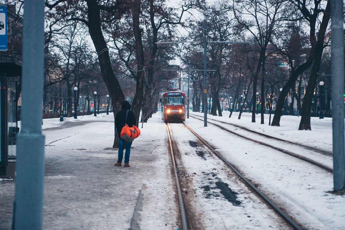 Утром транспорт работает в обычном режиме Утром транспорт работает в обычном режиме