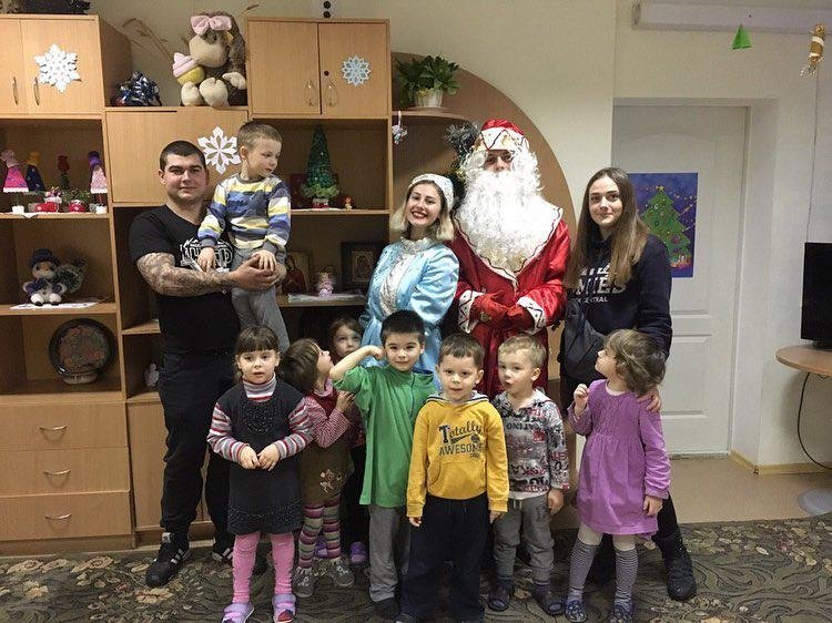 Творите добро. Фото: nationalcorps_dnipro