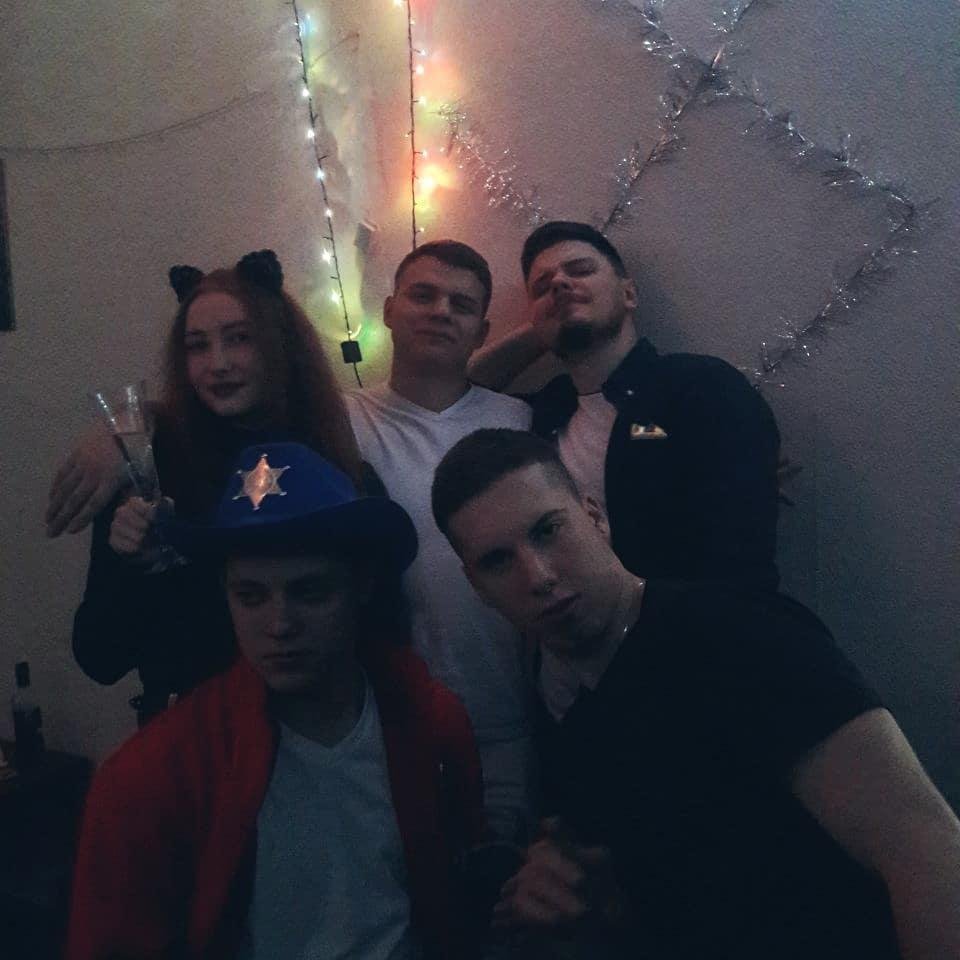 Когда на тебя не хватило костюма, но ты в образе. Фото: kanagawabuzz