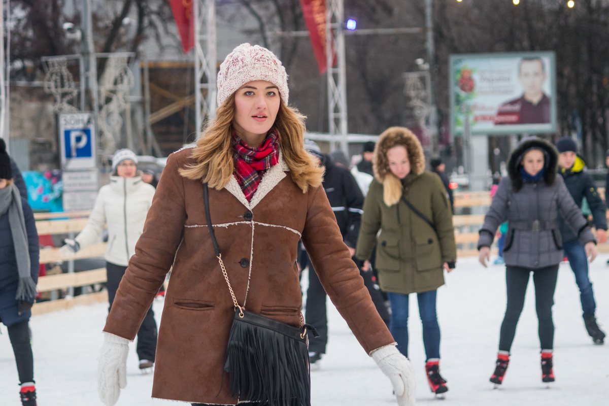 Зачем идти на каток, когда каток - повсюду? Зачем идти на каток, когда каток - повсюду?