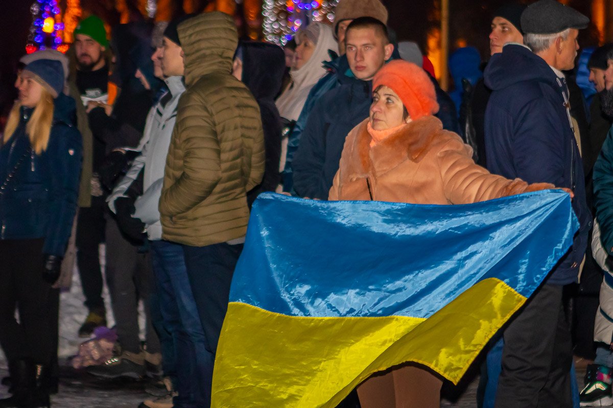 1 января в 18:00 стартовал факельный марш в честь украинского политического деятеля Степана Бандеры 1 января в 18:00 стартовал факельный марш в честь украинского политического деятеля Степана Бандеры