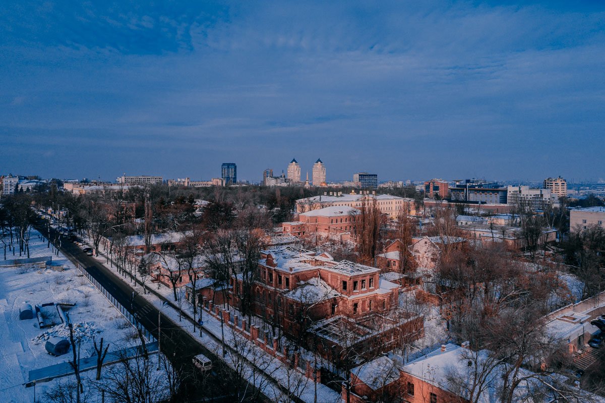 Время, столкнувшись с памятью, узнает о своем бесправии