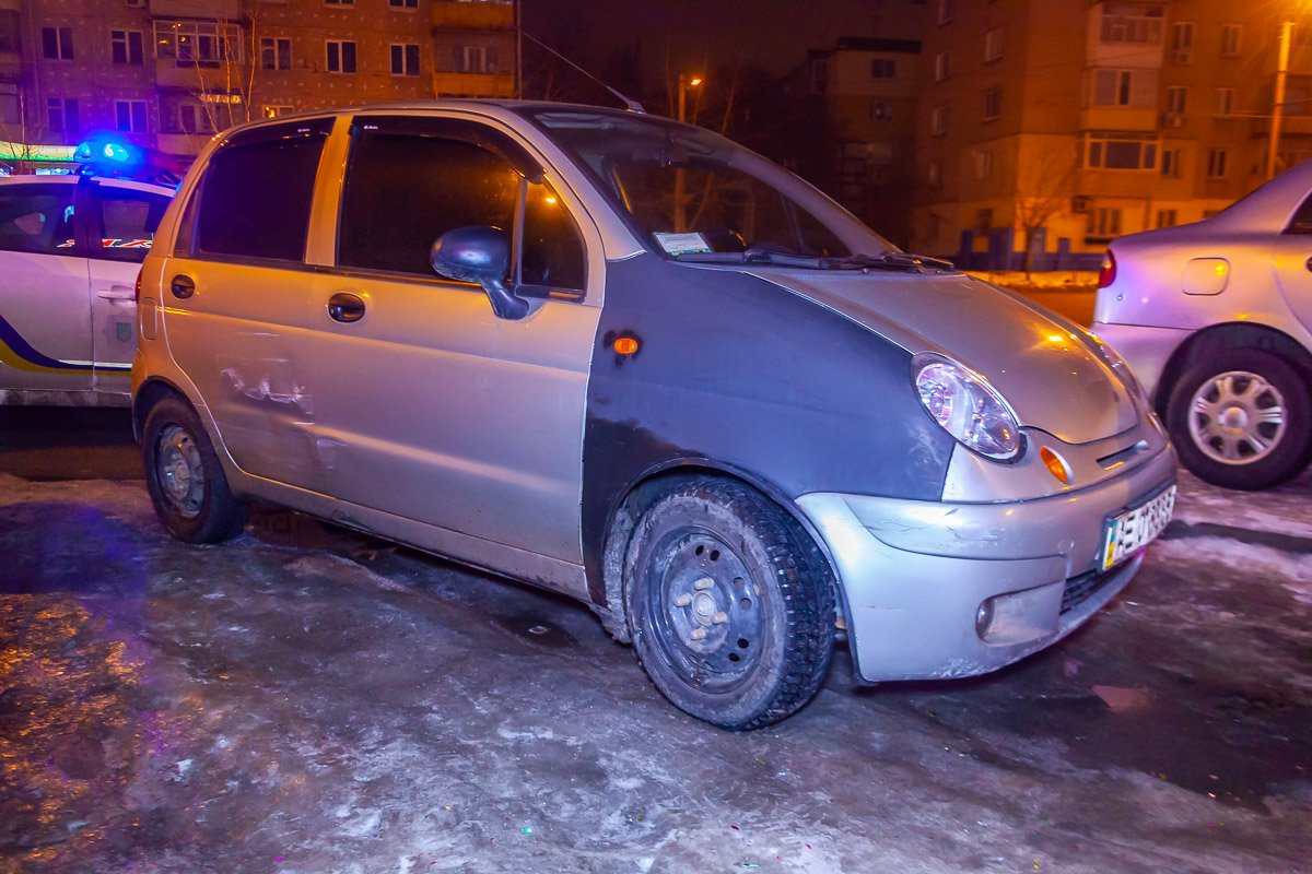 Во время погони устроил ДТП с маршруткой Во время погони устроил ДТП с маршруткой