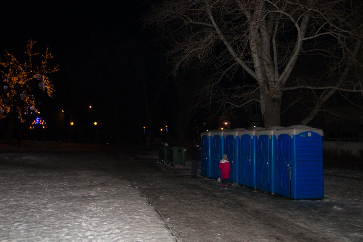 Стоит отметить, что все эти кабинки - лишь временное решение проблемы